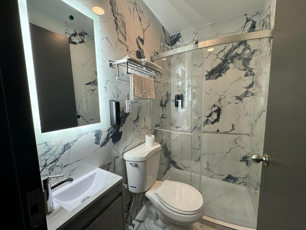 Moon Hotel Brooklyn 뉴욕 외부 사진